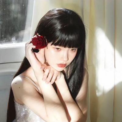 彩凤云裳